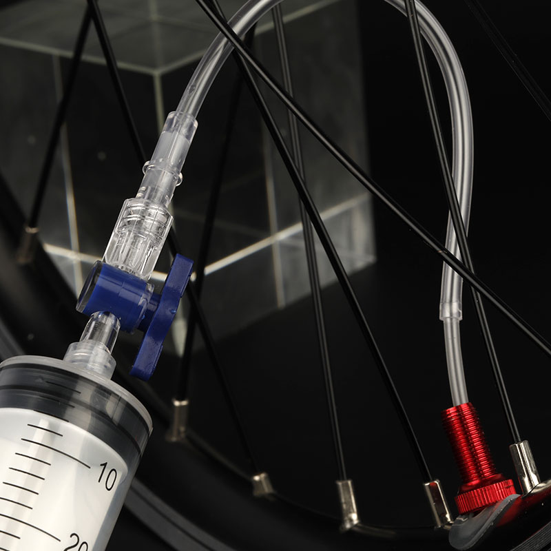 MTB ロードバイクチューブレスタイヤ液体注入ツール 60  - Tubeless Tire Sealant のレビューと価格